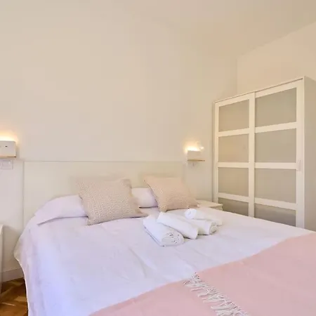 Apartment Duplex Palacio De Congresos Ii By Keyhom *